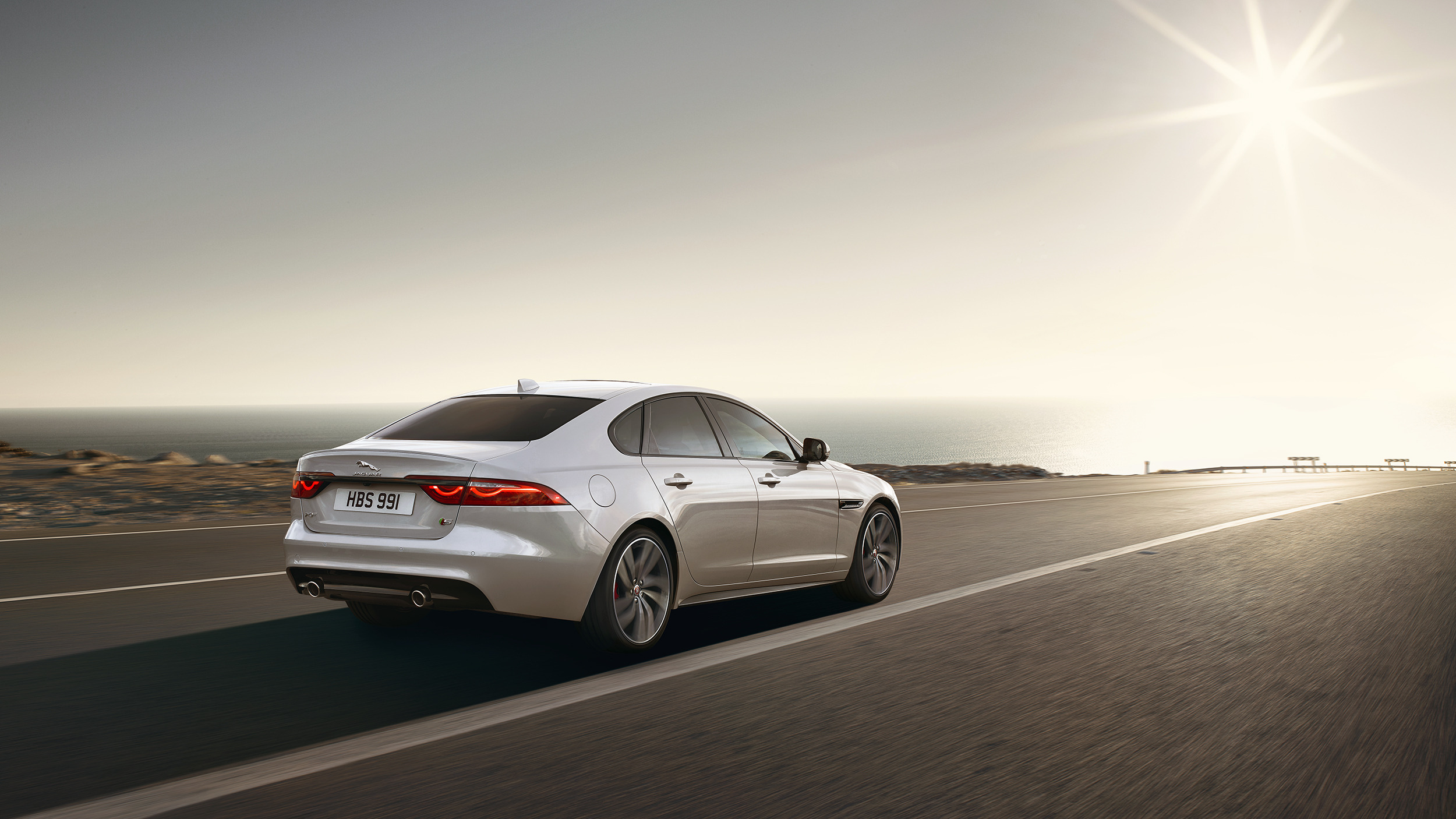 Jaguar XF 4